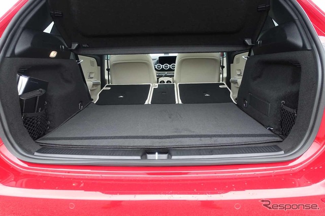メルセデスベンツ Bクラス 新型(B180)