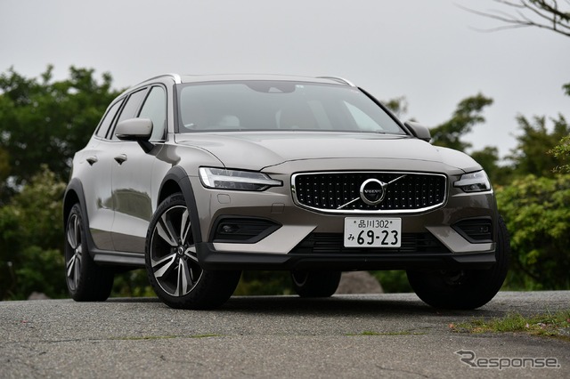 ボルボ V60クロスカントリー(ポールスター・パフォーマンス・ソフトウェア仕様)