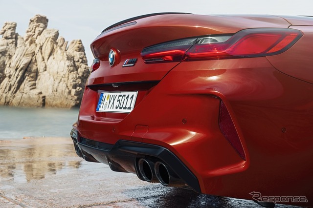 BMW M8 カブリオレ