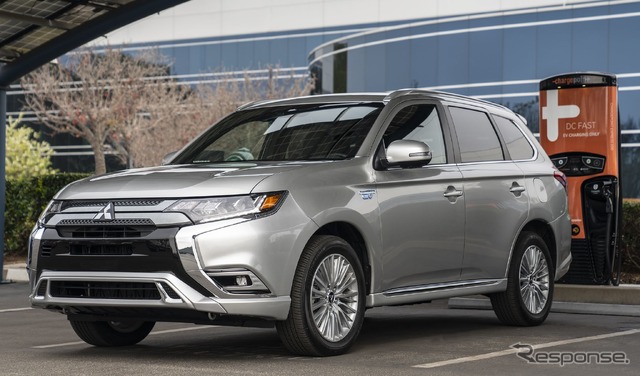 三菱 アウトランダー PHEV（米国仕様）