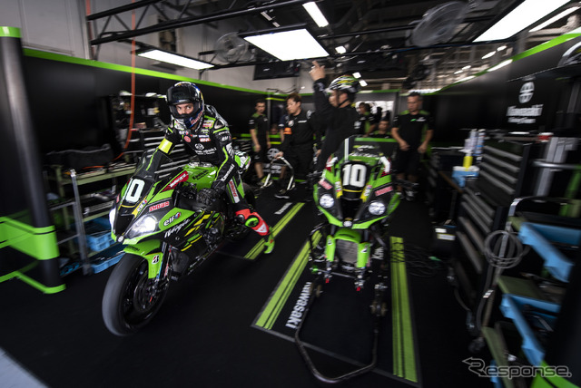 カワサキ Ninja ZX-10RR 鈴鹿8耐仕様(7月25日テスト)