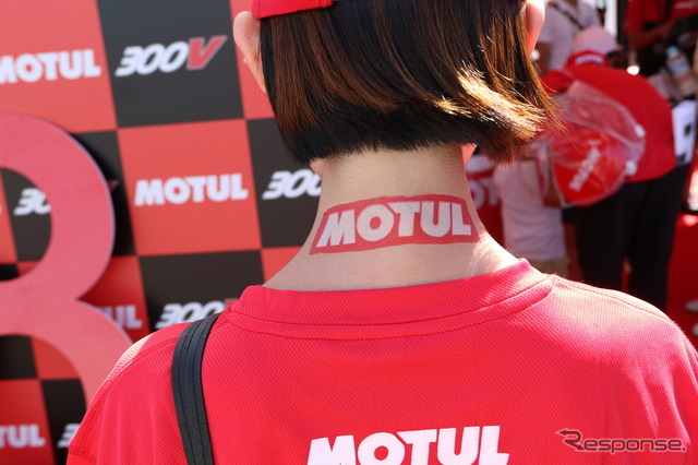 鈴鹿8耐MOTULブース《撮影先川 知香》