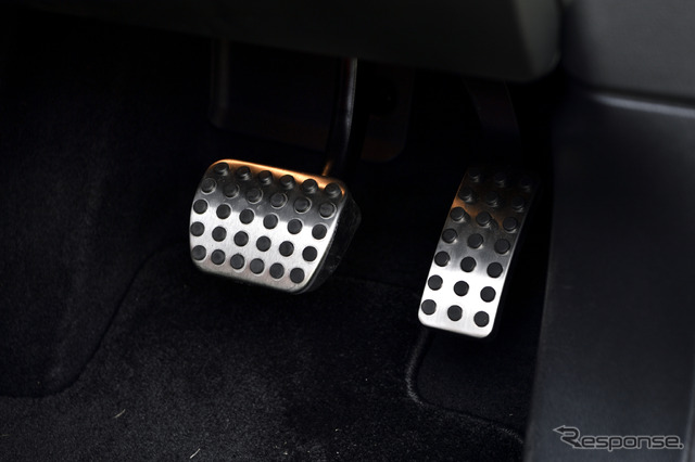 メルセデスベンツ Bクラス 新型(B180)