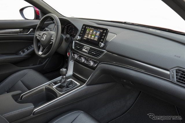 ホンダ・アコード新型(北米仕様)