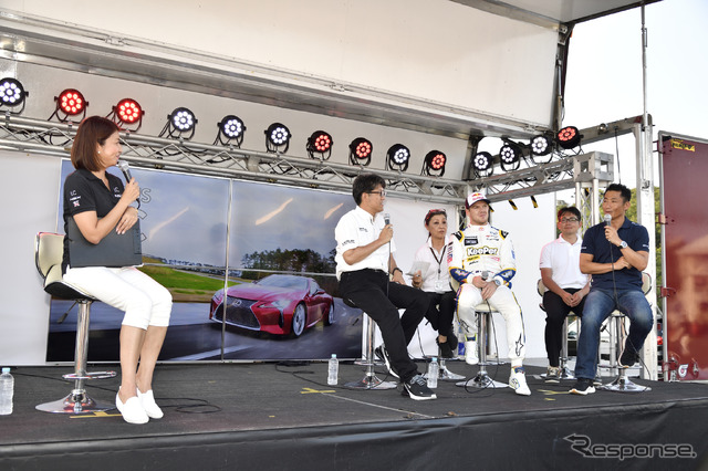 レクサスLCコンバーチブル・プロトタイプお披露目(富士スピードウェイ、SUPER GT 第5戦)