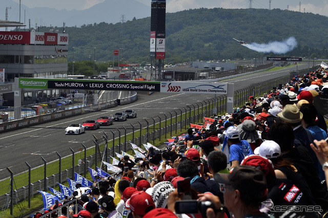 yoshi.MUROYA LEXUS CROSSING Special Flight