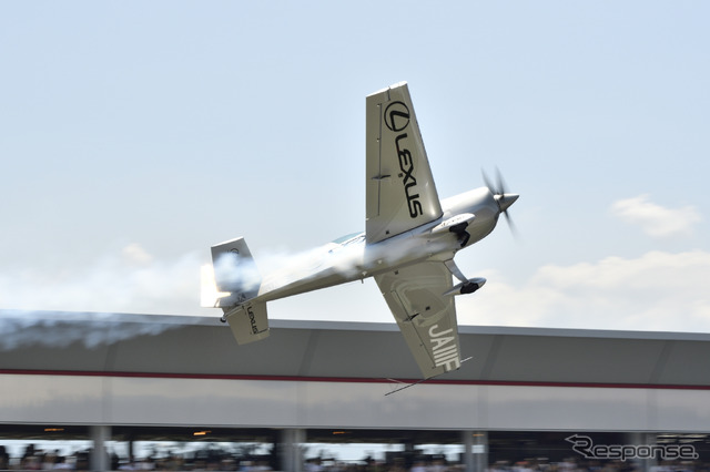 yoshi.MUROYA LEXUS CROSSING Special Flight