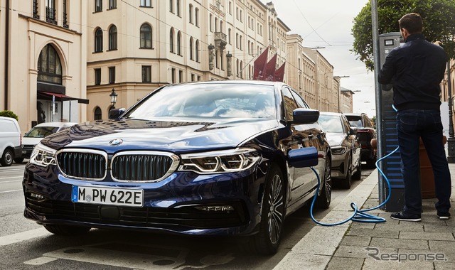 BMW 5シリーズ セダンのPHV、530eセダン