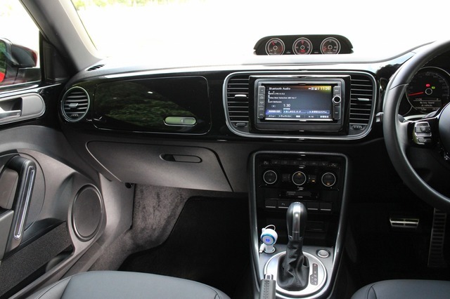 car audio newcomer! VWビートル・ターボ(オーナー:しまむらさん) by サウンドステーション クァンタム 後編