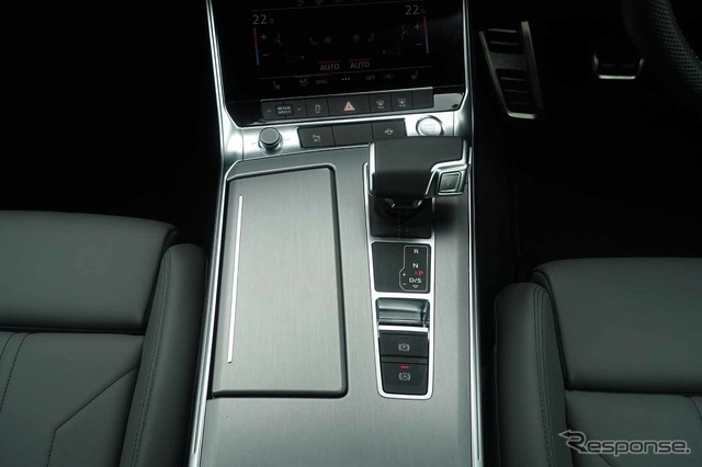 アウディ A6セダン 新型(A6 55 TFSI クワトロ S-line)