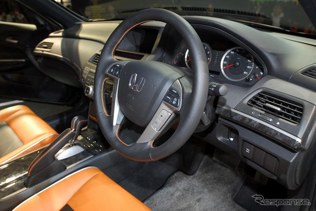 【東京オートサロン08】写真蔵…Modulo インスパイア