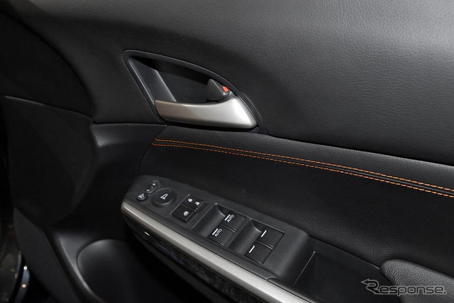 【東京オートサロン08】写真蔵…Modulo インスパイア