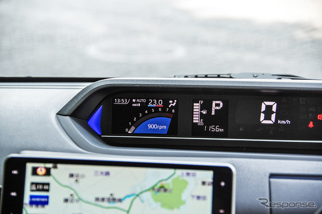 ダイハツ タントカスタム(RS)新型