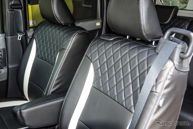 ダイハツ タントカスタム 新型(用品パッケージ装着車)