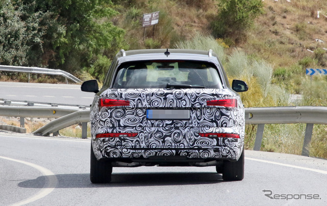 アウディ Q5 改良新型(PHEV)スクープ写真