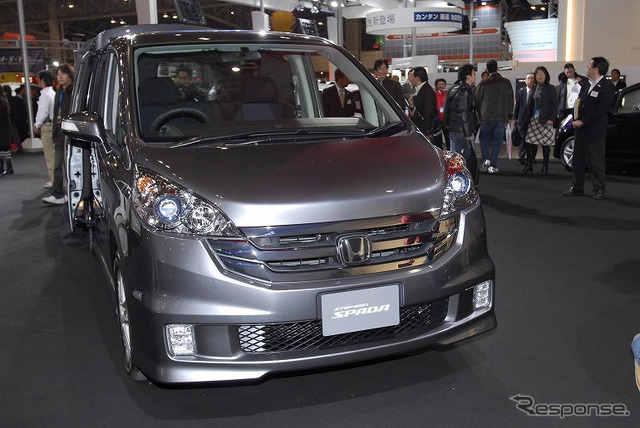 【東京オートサロン08】写真蔵…Modulo ステップワゴン
