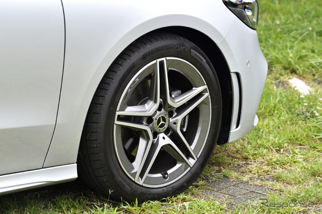 メルセデスベンツ Bクラス 新型(B180)