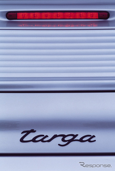 【新型ポルシェ『911タルガ』に乗った】想像もつかないモデルに生まれ変わった