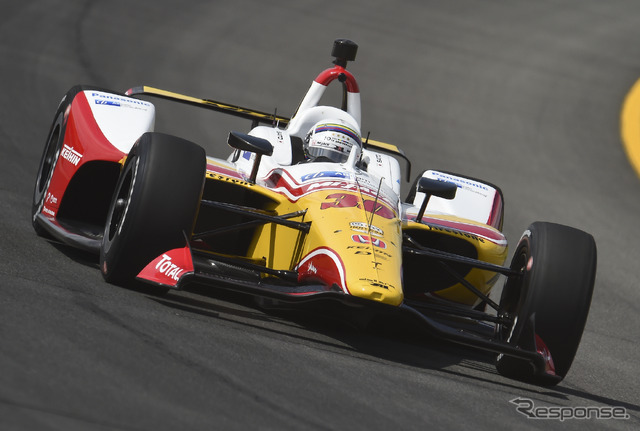 #30 佐藤琢磨(写真は予選日のプラクティス走行)