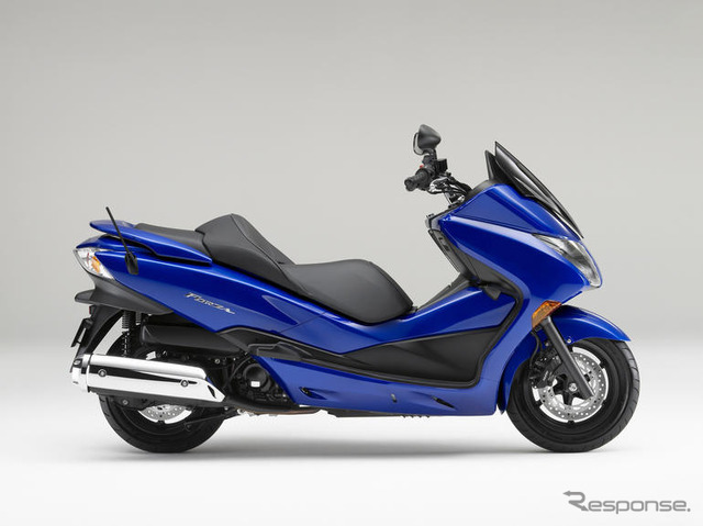 ホンダ フォルツァ にビルトイン・オーディオ…軽二輪で世界初