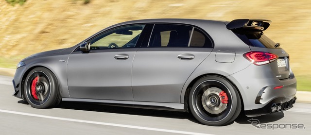 メルセデスAMG A45 S 4MATIC+ 新型