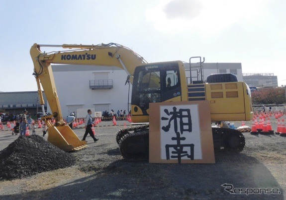 コマツ湘南工場フェア（例年の様子）