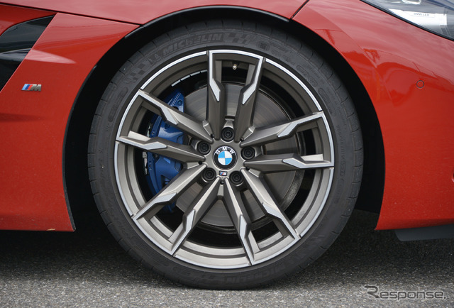 BMW Z4 新型(M40i)