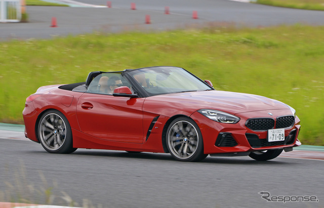 BMW Z4 新型(M40i)