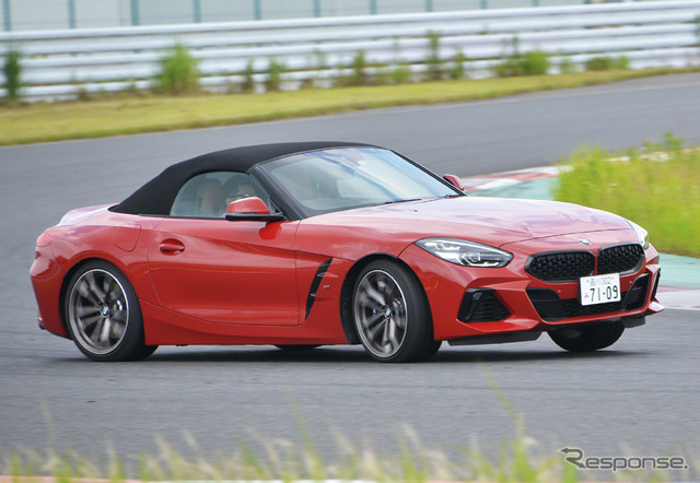 BMW Z4 新型(M40i)