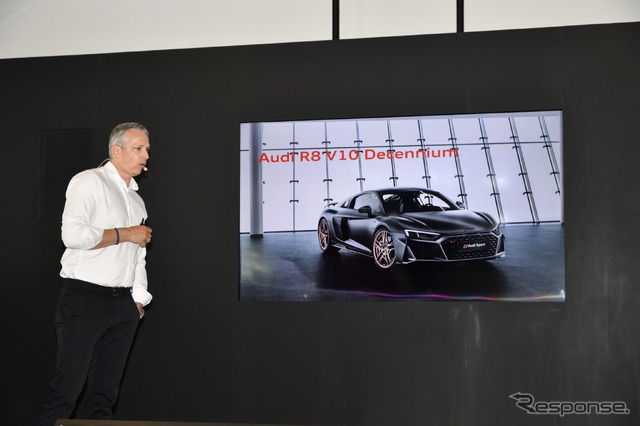 アウディR8 Decennium(デセニウム)&RS 5 スポーツバック発表会