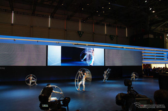 【ジュネーブモーターショー08】写真蔵…メルセデスのプレゼンテーション