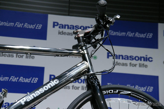 【D視点】欲張り企画にデザインは応えたか…パナソニック チタン 自転車