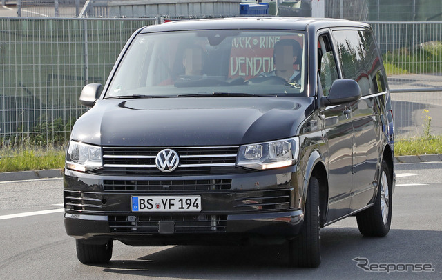 VW T7（仮）開発車両スクープ写真