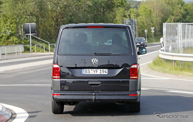 VW T7(仮)開発車両スクープ写真