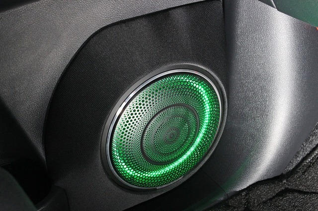 car audio newcomer! トヨタ ハイラックス(オーナー・酒主裕司さん) by lc sound factory 前編