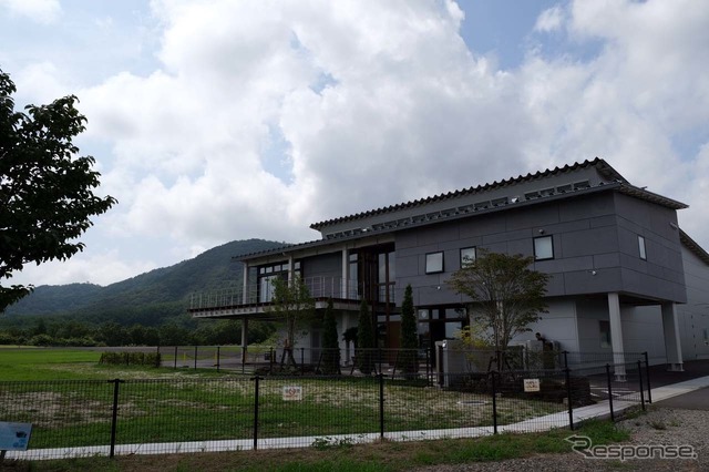「ふくしまスカイパーク」内にある室屋のオフィス
