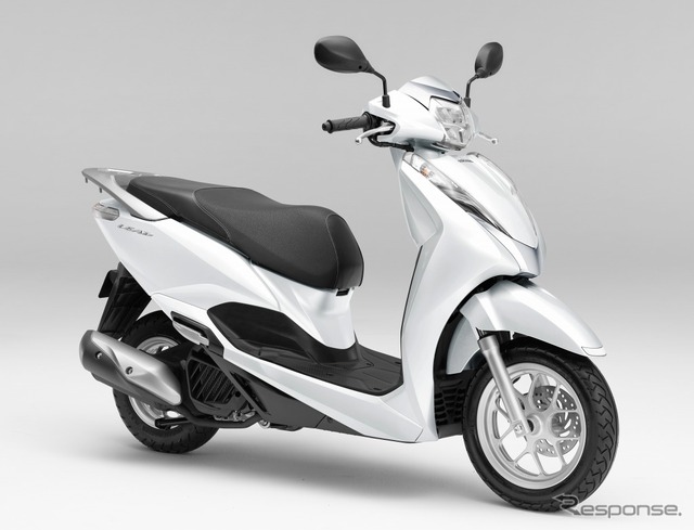 ホンダ リード125(パールメタロイドホワイト)