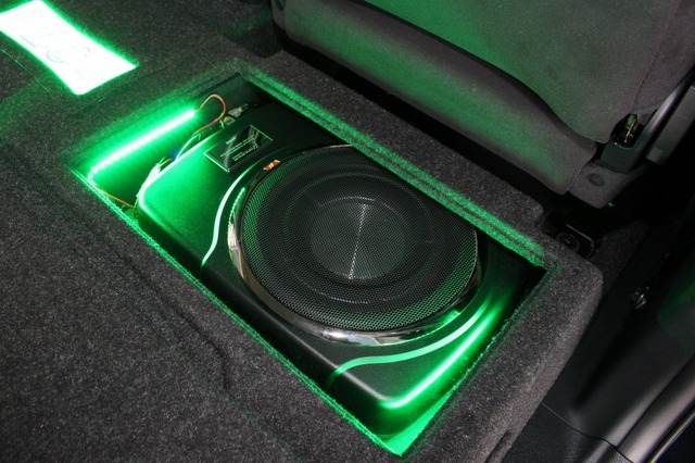 car audio newcomer! トヨタ ハイラックス(オーナー・酒主裕司さん) by lc sound factory 後編