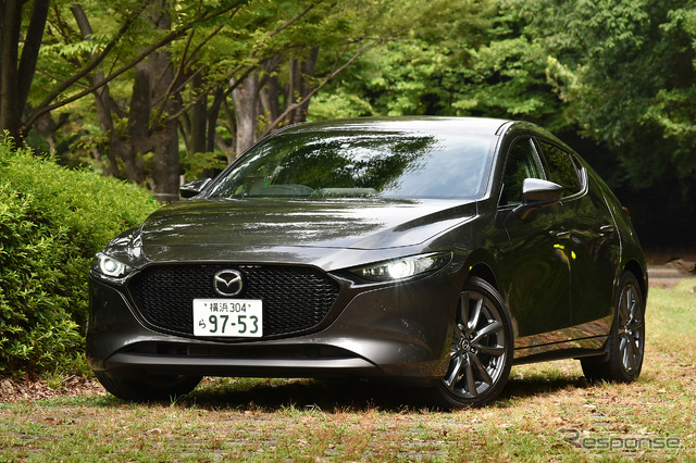 マツダ3新型 ファストバック(2.0 SKYACTIV-G)