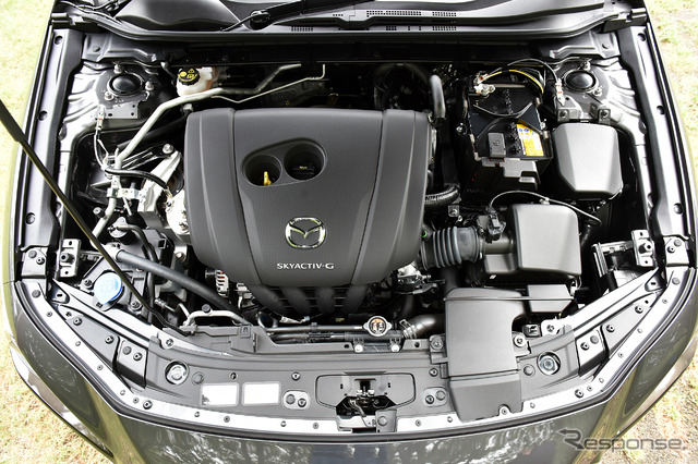 マツダ3新型 ファストバック(2.0 SKYACTIV-G)