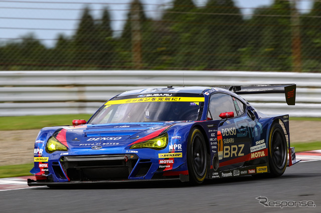 GT300クラス予選4位の#61 BRZ。