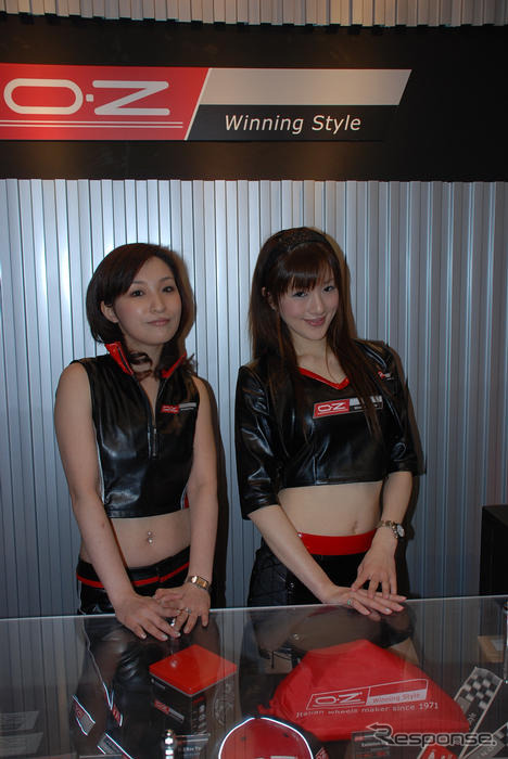 【東京オートサロン08】コンパニオン写真蔵…OZレーシング