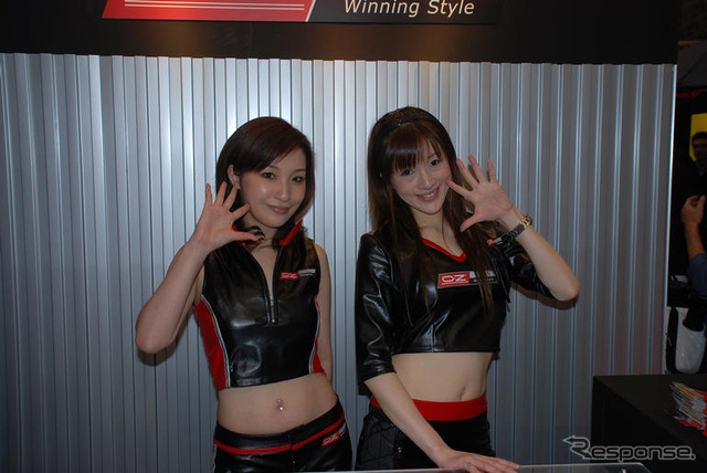 【東京オートサロン08】コンパニオン写真蔵…OZレーシング