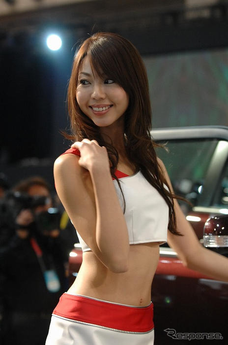 【東京オートサロン08】コンパニオン写真蔵…トヨタ その2