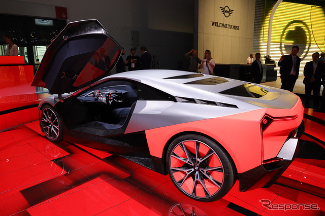 BMW Vision M NEXT(フランクフルトモーターショー2019)
