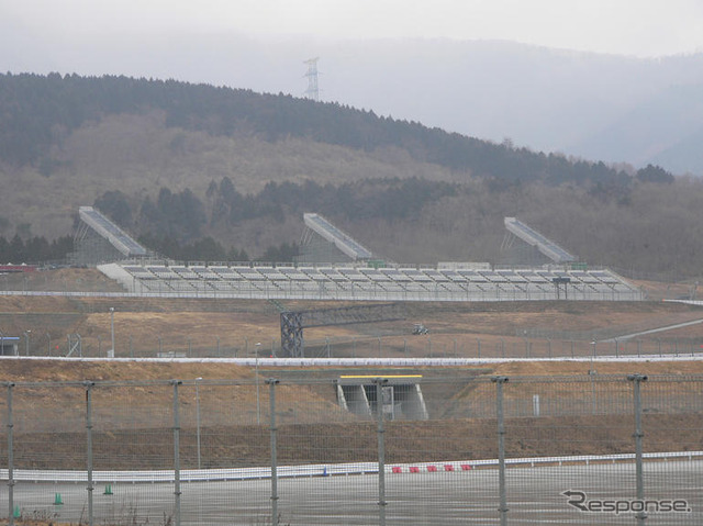 【F1日本GP】改善したC席スタンドを公開…富士スピードウェイ