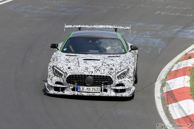 メルセデス AMG GT R ブラックシリーズ スクープ写真