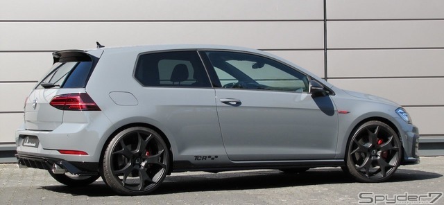 VW ゴルフ　GTI TCR チューニングカー