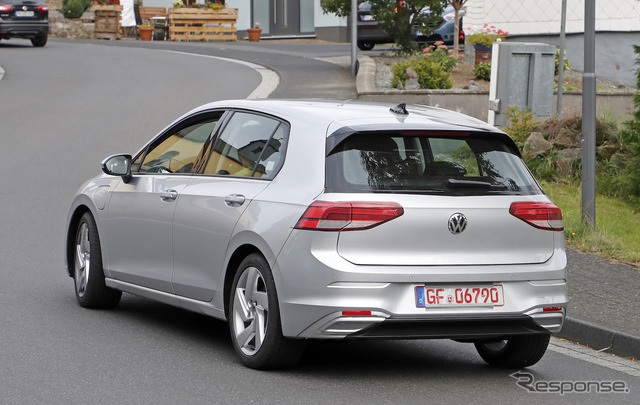 VW ゴルフ GTE 新型(スクープ写真)