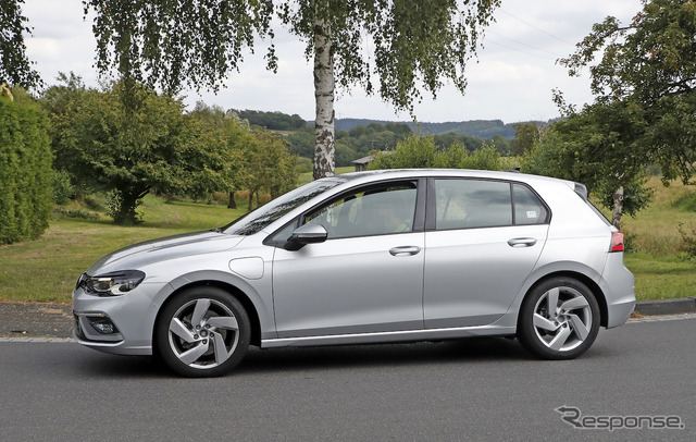 VW ゴルフ GTE 新型(スクープ写真)